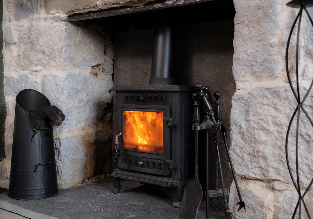 The Cottage @ Burkedale House Corofin  エクステリア 写真